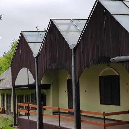 Domus Vendégház Balatonszárszó Kültér fotó